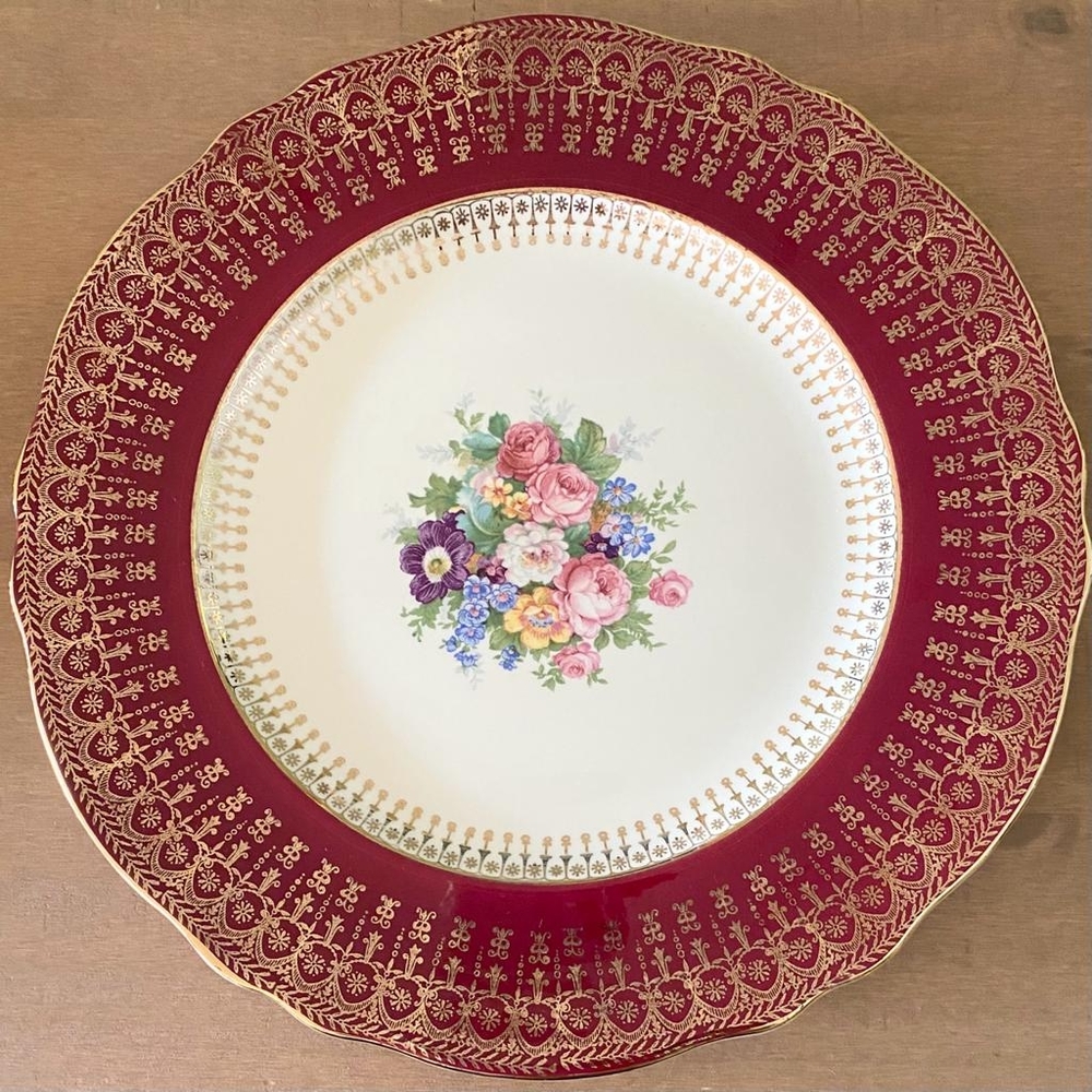 Steubenville Floral Gilded Scalloped Edge 10 3/4" Plate